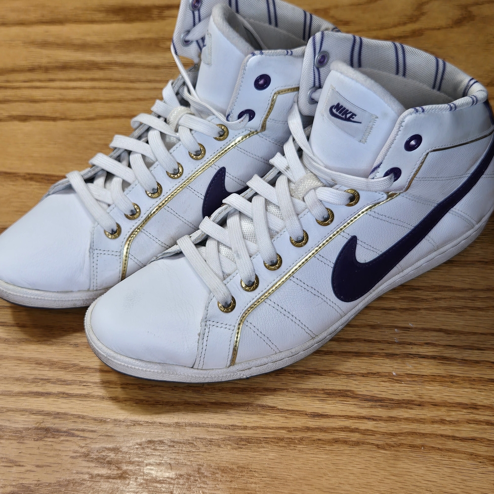 Nike Court Tradition LT MID Dark Purple, White And Gold Accents. RARE.